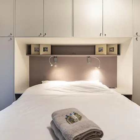 Seafront 2 Bed Duinbergen Knokke-Heist