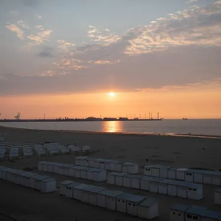 Seafront 2 Bed Duinbergen